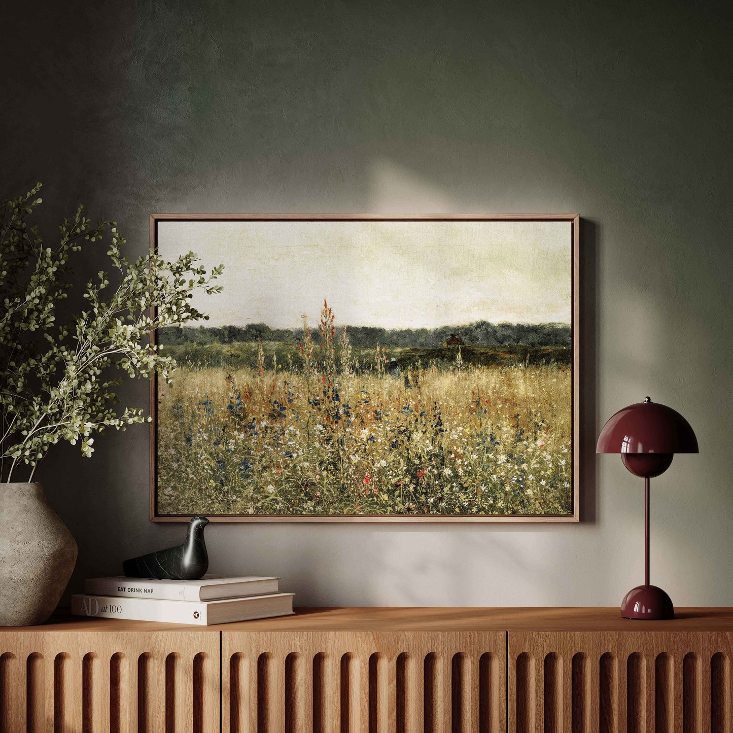 Exklusiv inramad canvastavla i stort format. Berömd retro oljemålning av vildblommor på äng.