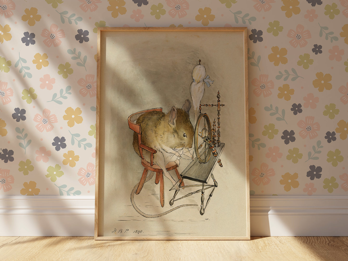 Original Beatrix Potter illustration, mus vid spinnrock.