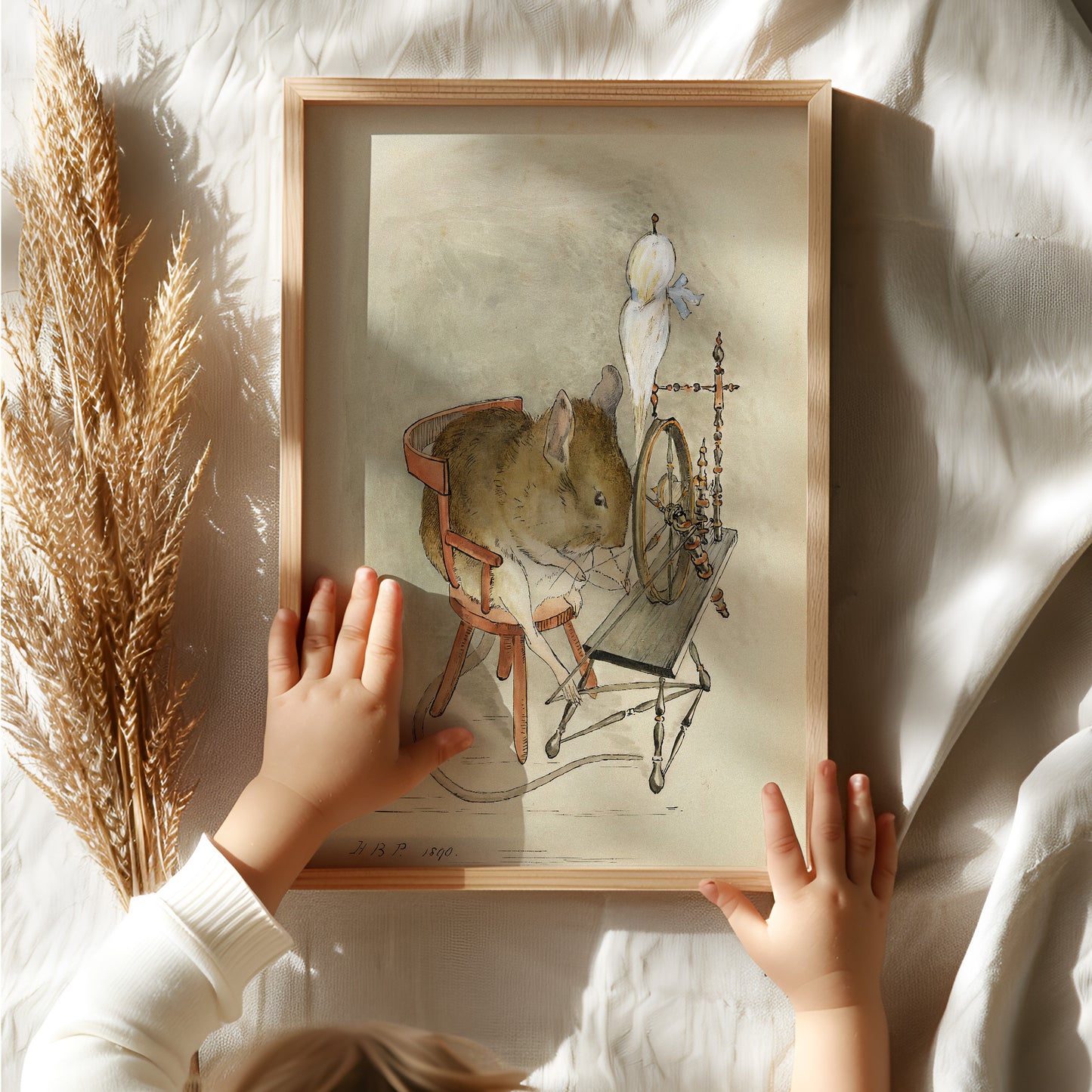Original Beatrix Potter illustration, mus vid spinnrock.